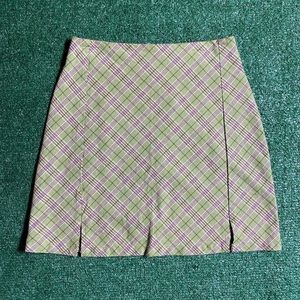 Brandy Melville pleated green plaid cara skirt